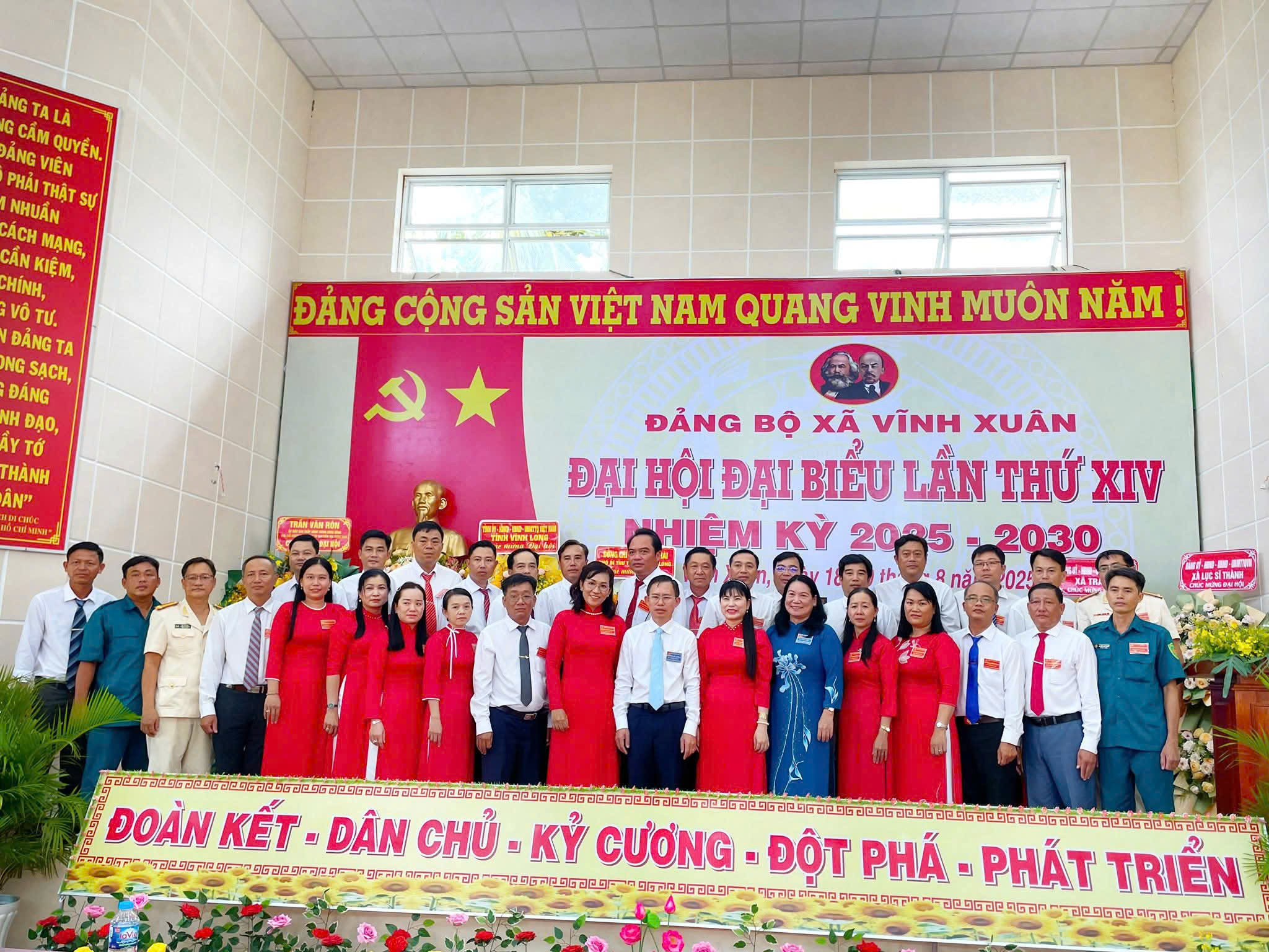 Đảng bộ xã Vĩnh Xuân tổ chức thành công Đại hội Đại biểu lần thứ XIV, nhiệm kỳ 2025 - 2030 