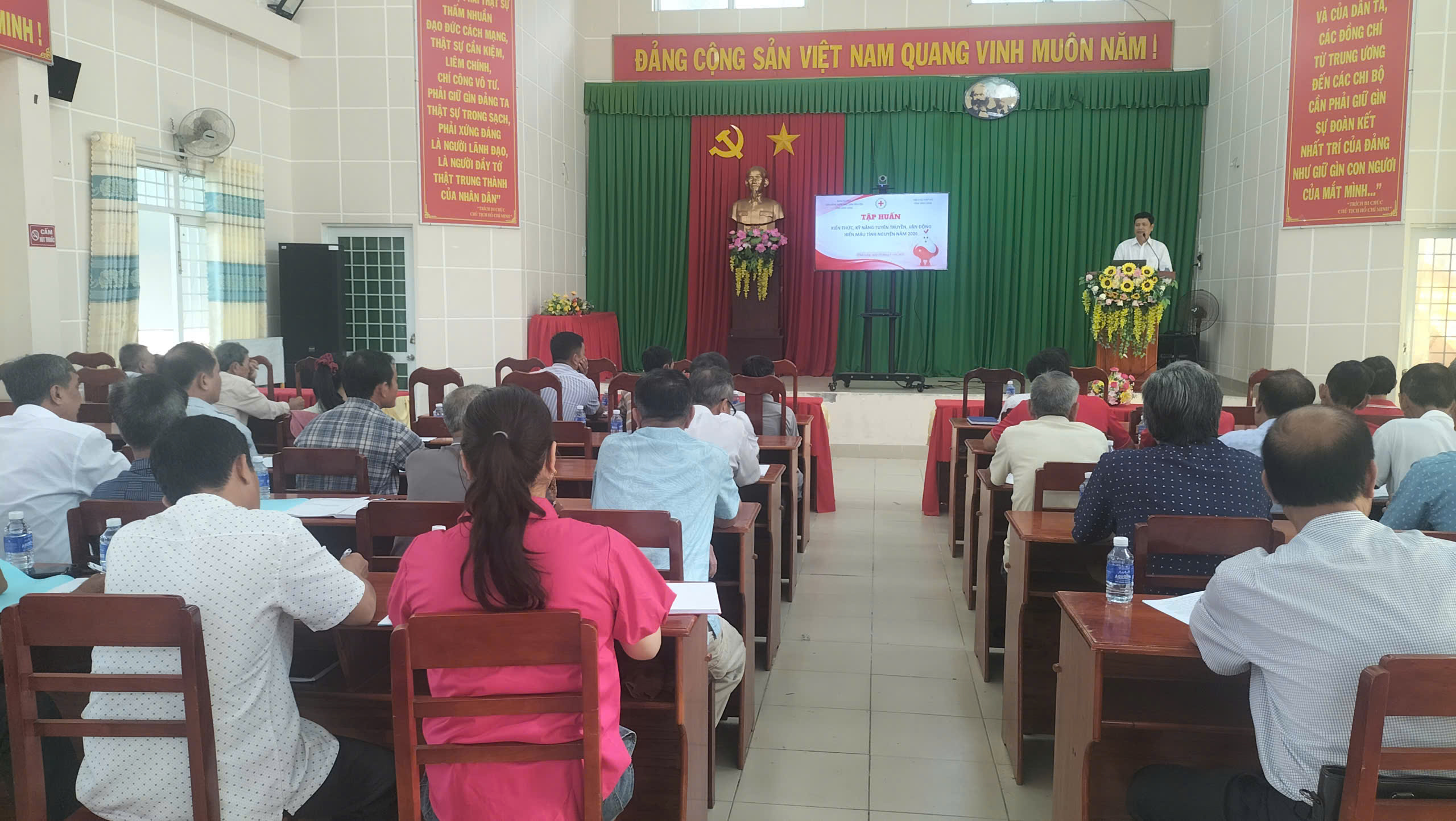 Vĩnh Xuân: Tập huấn kiến thức, kỹ năng tuyên truyền, vận động hiến máu tình nguyện năm 2026